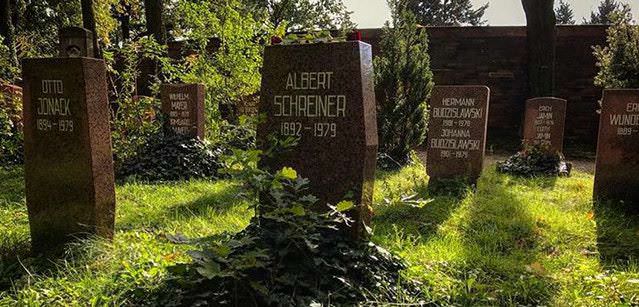 Albert's gravestone, Friedrichsfelde